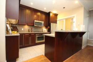 5014578 Valley-small-021-Kitchen-666x444-72dpi