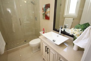 6061 Macdonald Street-small-079-Bathroom main floor-666x444-72dpi