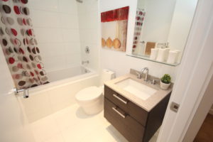 9075177 Brighouse Way-large-056-Bedroom Ensuite-1500x1000-72dpi